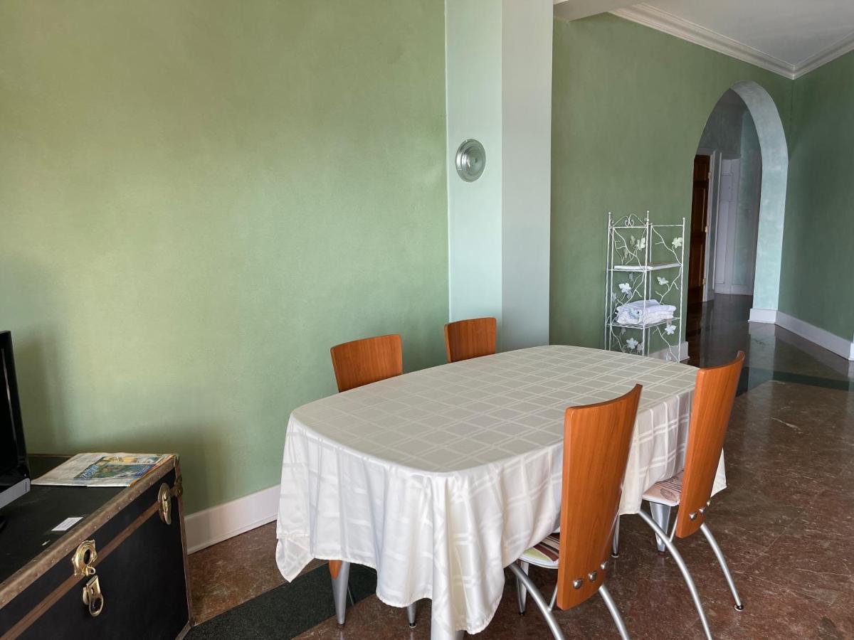 Apartments Lozina On The Beach Omis Ngoại thất bức ảnh