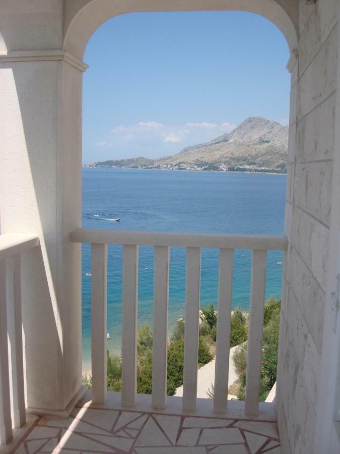 Apartments Lozina On The Beach Omis Ngoại thất bức ảnh